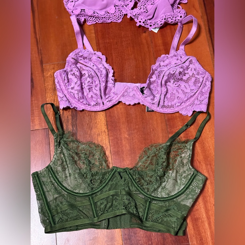 Victoria’s Secret lace bras